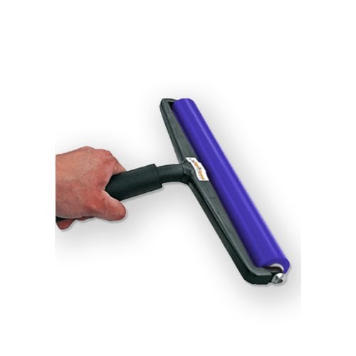 cleaning paper dust from shredder rollers Staples model