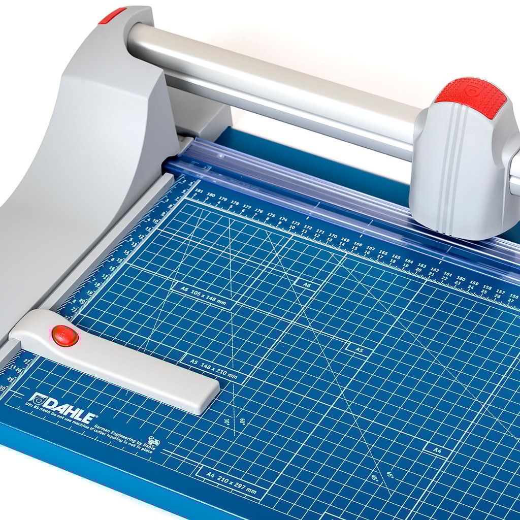 Dahle Model 446 Premium Rolling Trimmer - 36 1/4 Inch