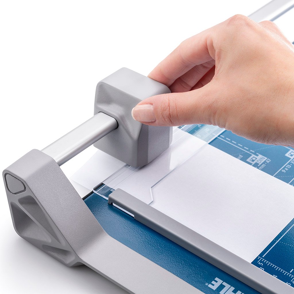 Dahle Model 507 Personal Rolling Trimmer - 12.5 Inch