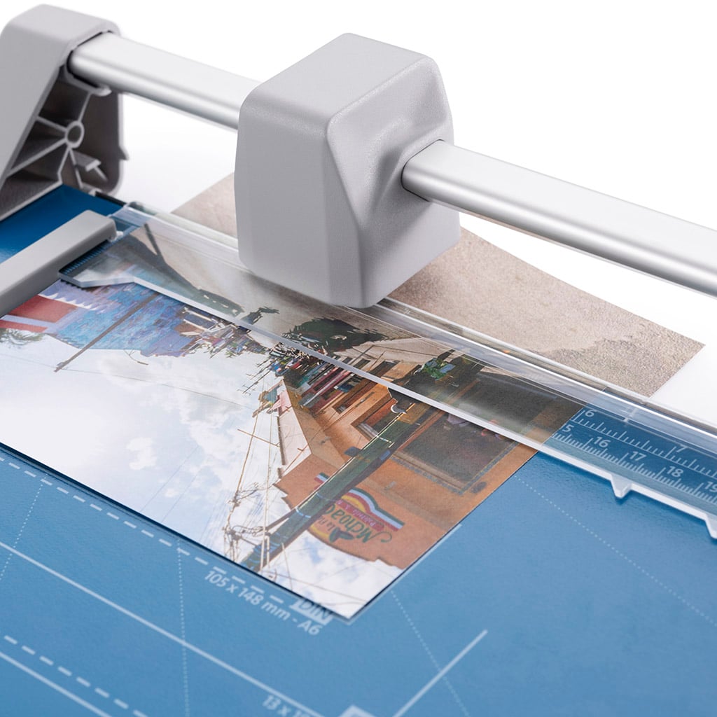 Refurbished Dahle Model 508 Personal Rolling Trimmer - 18 Inch