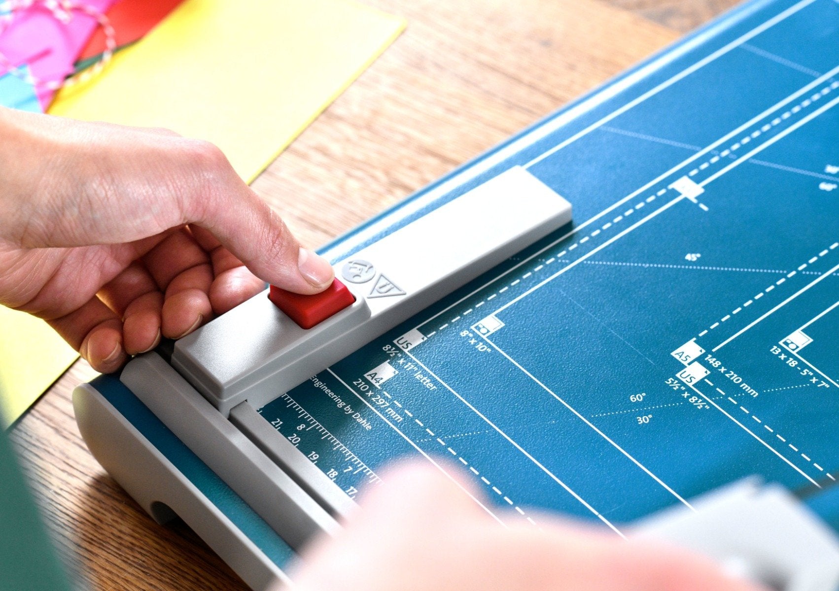 Dahle Model 534 Professional 18 Inch Guillotine Paper Cutter