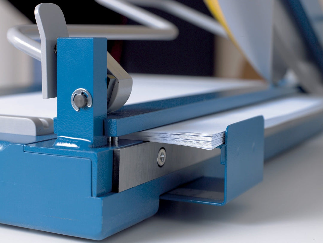 Dahle 564 Premium 14.5 Inch Guillotine Cutter With Laser