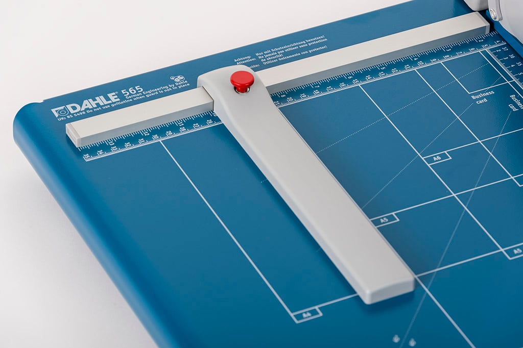 Dahle 565 Premium 15.5 Inch Heavy Duty Guillotine Cutter