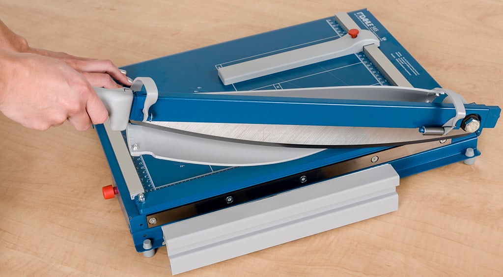 Dahle 565 Premium 15.5 Inch Heavy Duty Guillotine Cutter