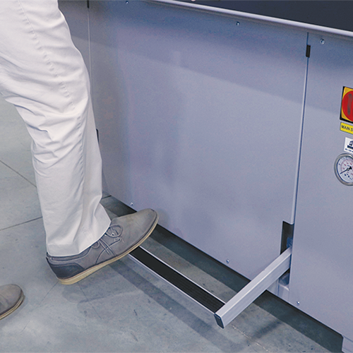 Formax Cut-True 33H 31.5" Hydraulic Guillotine Cutter