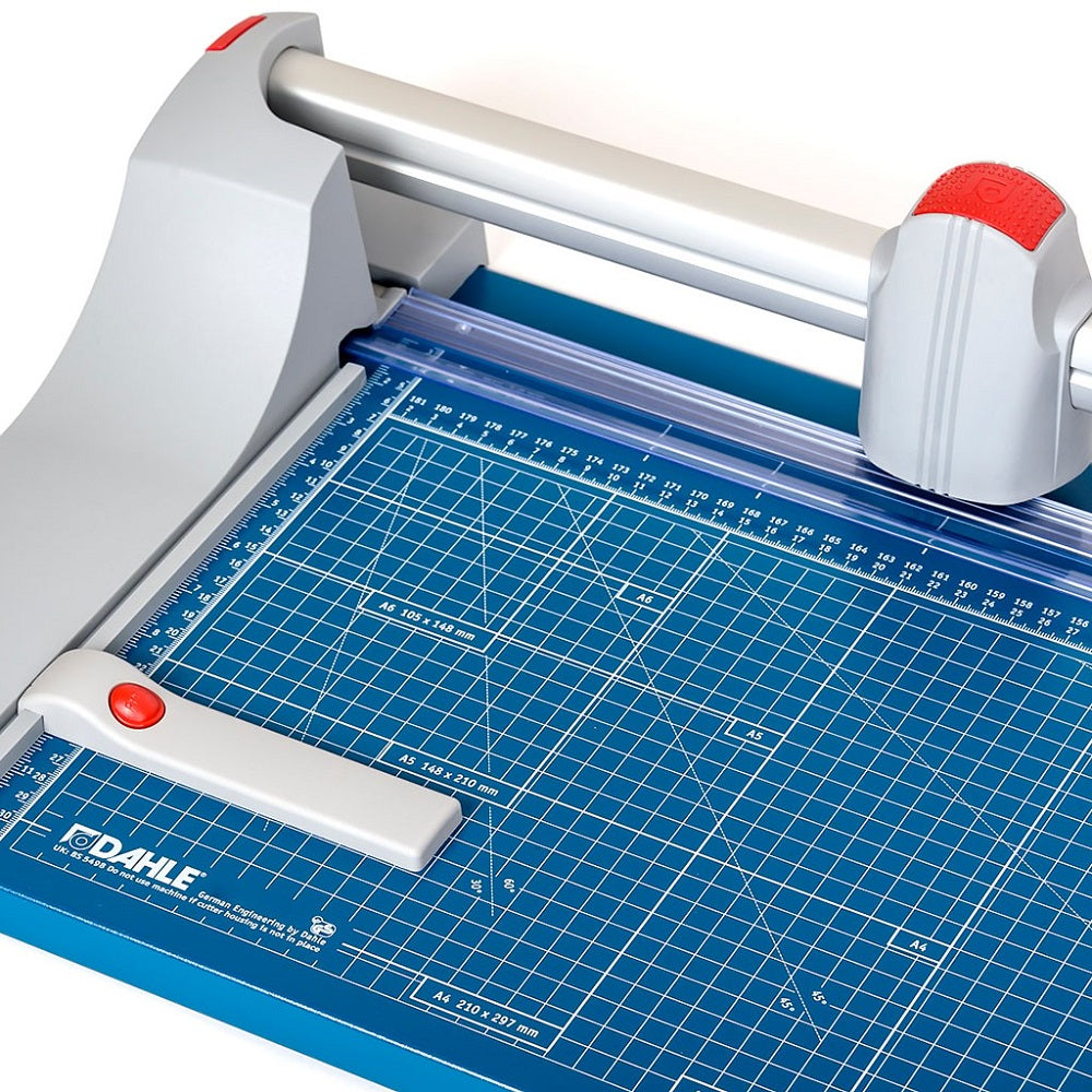 Dahle Model 446 Premium Rolling Trimmer - 36 1/4 Inch