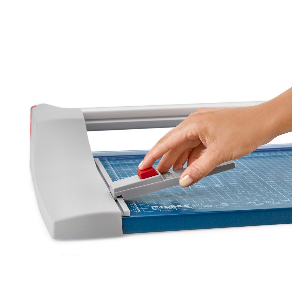 Dahle Model 446 Premium Rolling Trimmer - 36 1/4 Inch