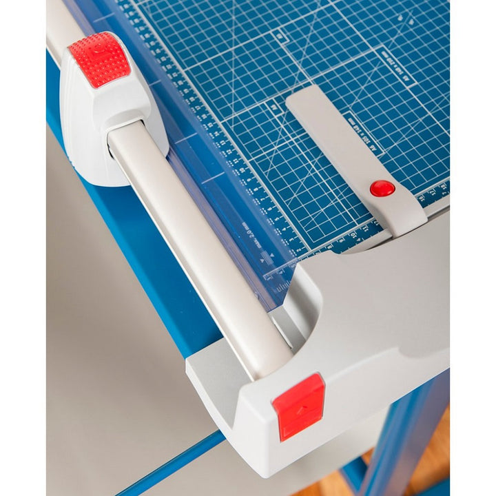 Dahle Model 448S 51-1/8" Premium LF Rolling Trimmer with Stand