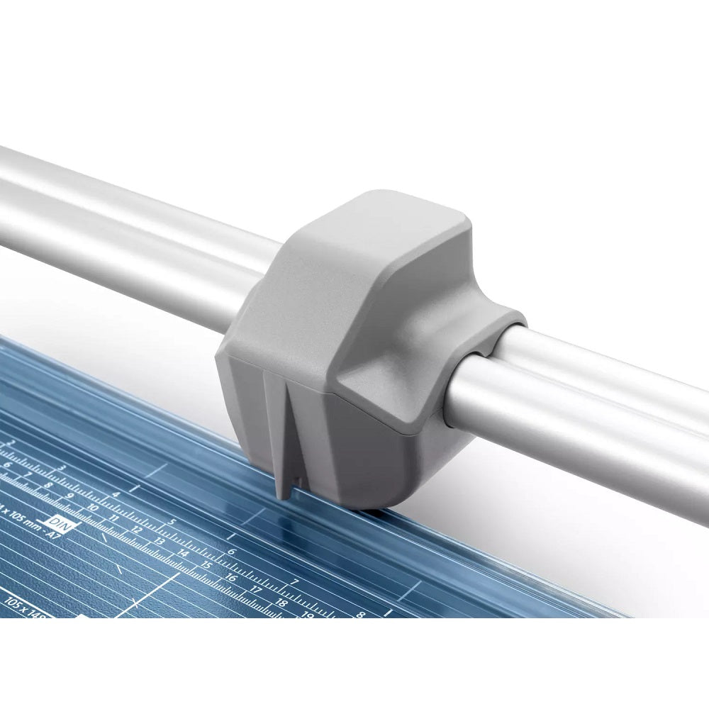 Dahle Model 554 Professional Rolling Trimmer - 28 1/4 Inch