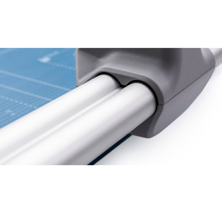 Dahle Model 554 Professional Rolling Trimmer - 28 1/4 Inch