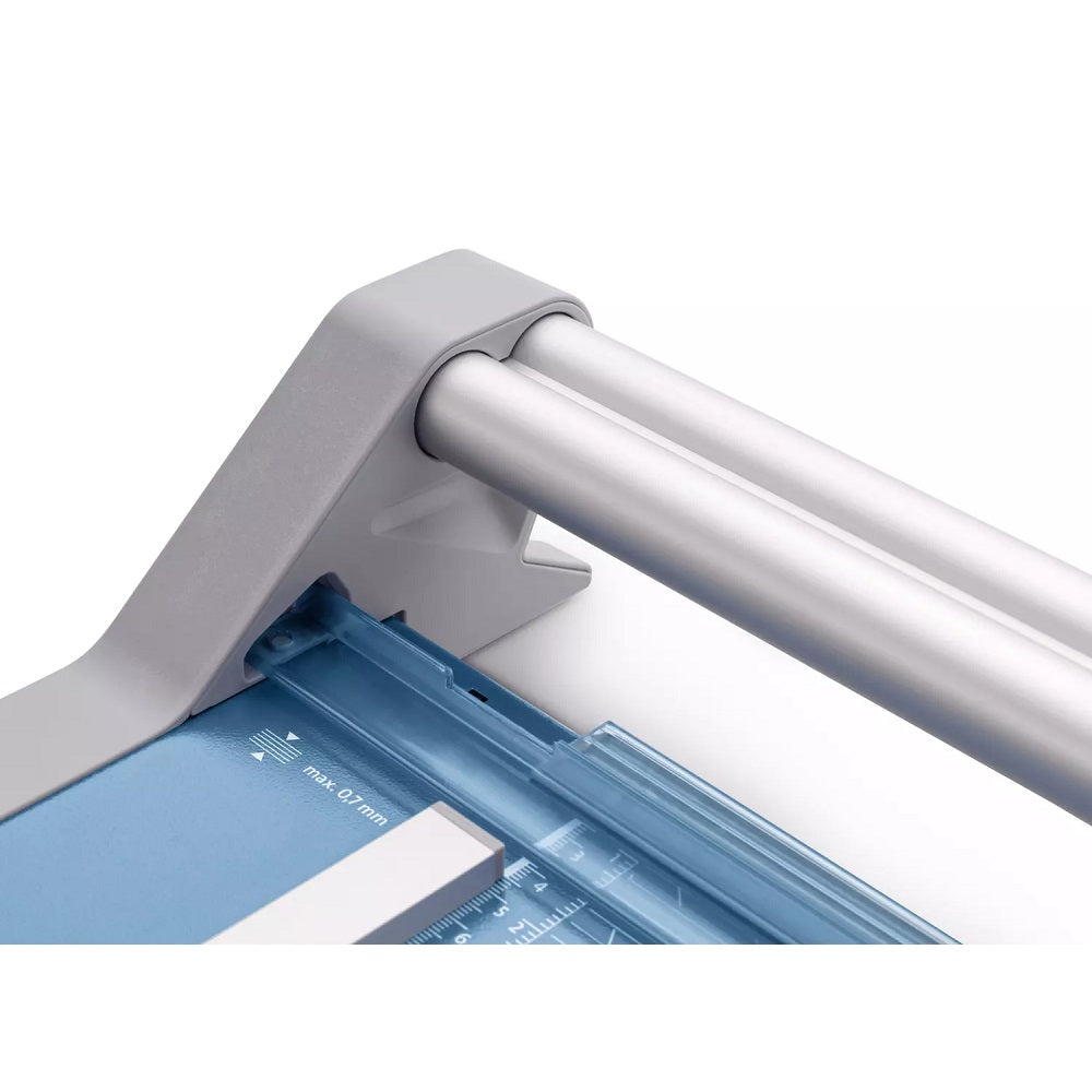 Dahle Model 558 Professional 51 Inch Rolling Trimmer
