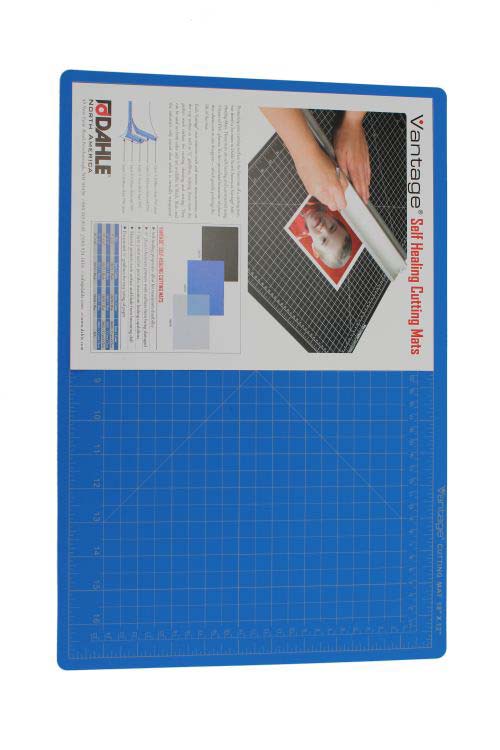 Dahle 12" x 18" Vantage Blue Self-Healing Cutting Mat - 10691