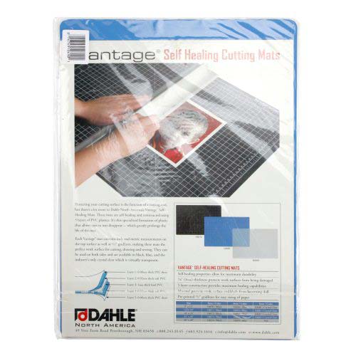Dahle 9" x 12" Vantage Blue Self-Healing Cutting Mat - 10690