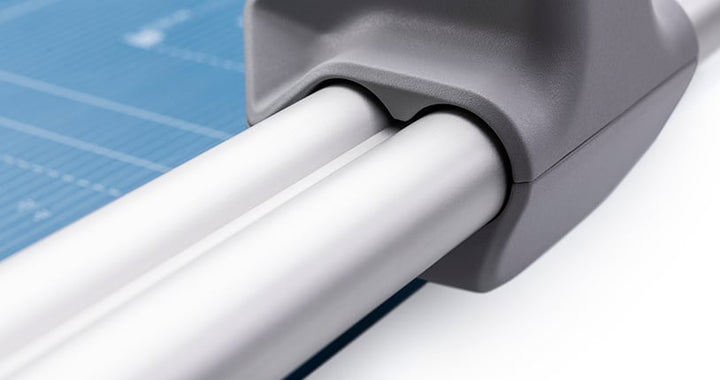 Dahle Model 558 Professional 51 Inch Rolling Trimmer