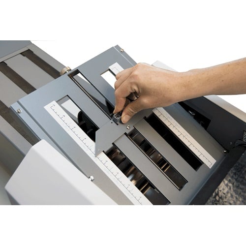 Formax AutoSeal FD 2002IL In-Line Mid-Volume Pressure Sealer