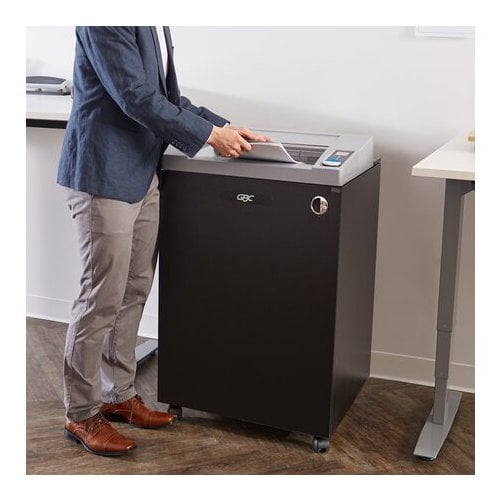 GBC CX30-55 TAA Compliant 30-Sheet Level P-3 Cross-Cut Commercial Shredder - 1758583