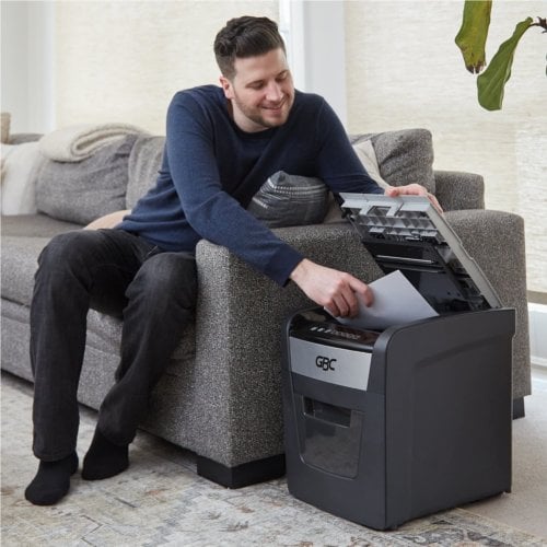 GBC Stack and Shred 100M AutoFeed Level P-5 Micro-Cut Shredder - WSM1757603