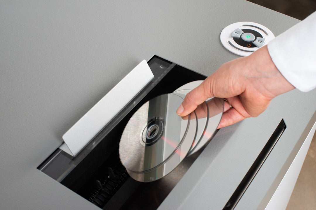 Intimus OmniShred Paper and Multimedia Shredder with Automatic Oiler