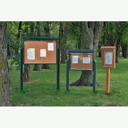 Medium One-Sided Message Center w/ Two Posts - Green