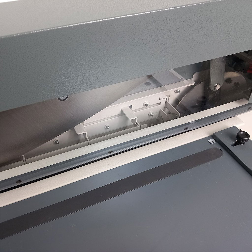 James Burn Onglematic O7 Tab Cutter w/ 1/2 Ext. Double Round Corner