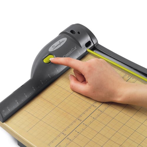 Swingline ClassicCut Laser 15" Guillotine Trimmer - 9715