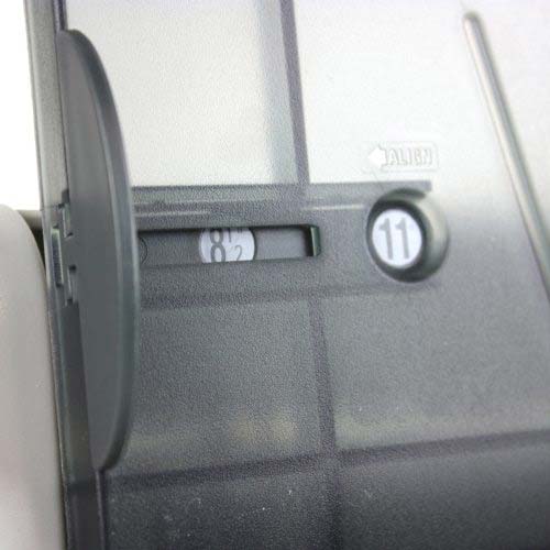 Swingline LightTouch Heavy Duty 2-7 Hole Punch - 74357
