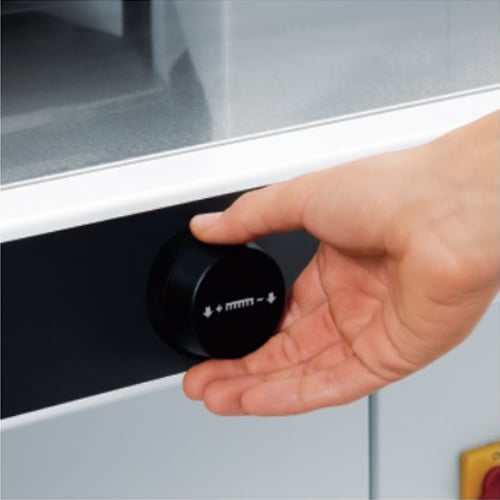 Triumph 5560 21-5/8" Programmable Hydraulic Paper Cutter with VRCut Software - CU0493V