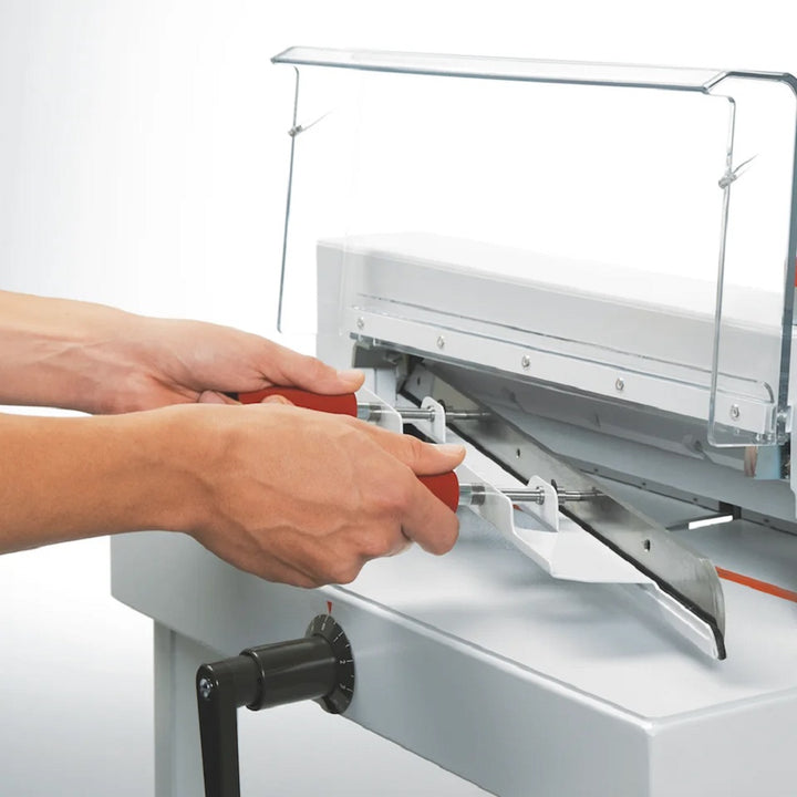 Triumph 4305 16.875" Tabletop Manual Paper Cutter - CU0450L