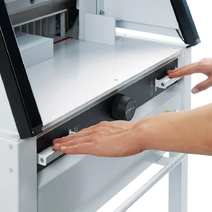 Triumph 6660 25-1/2" Automatic Programmable Cutter with VRCut Software